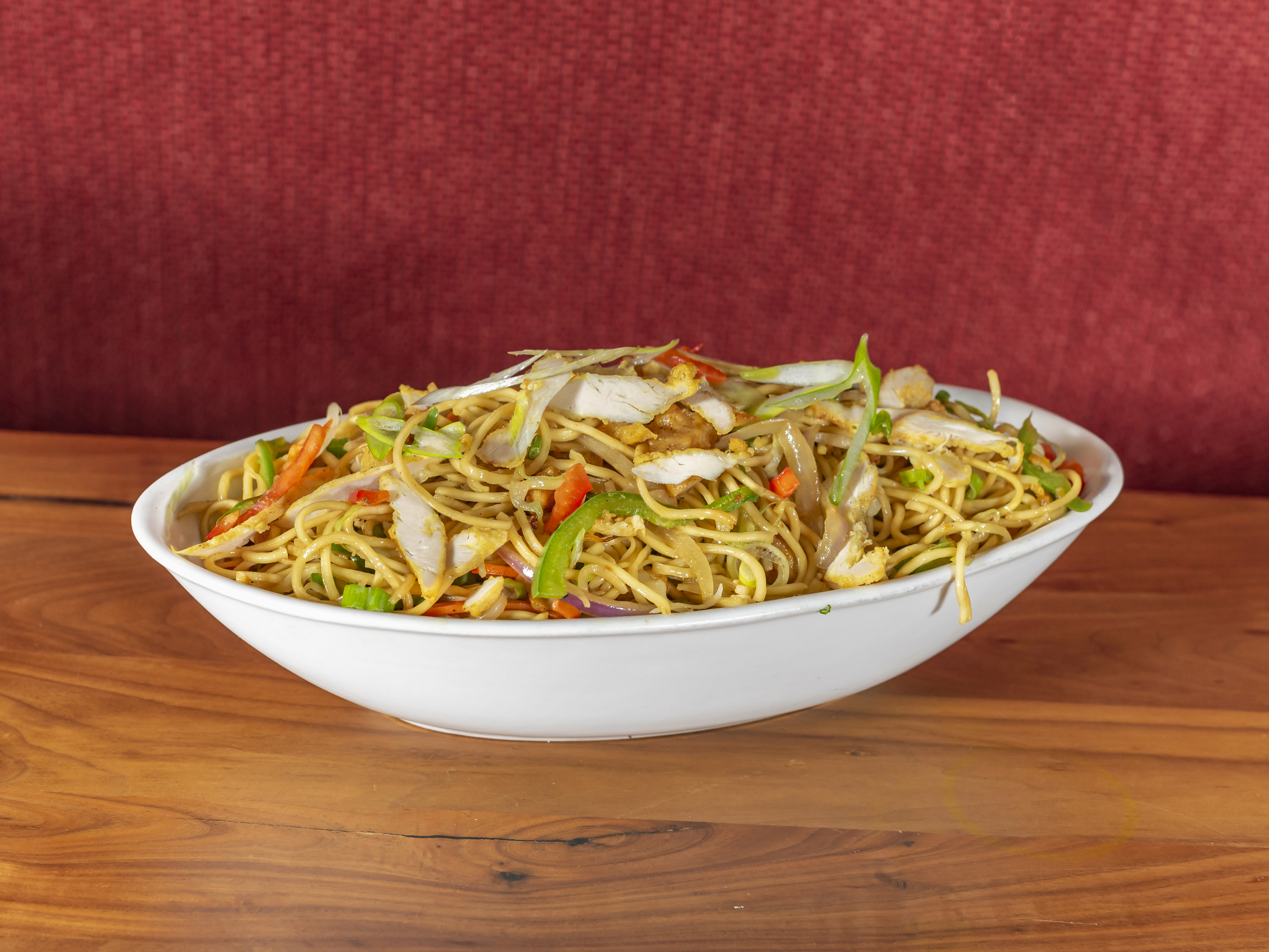 Chicken Hakka Noodles(Lunch)